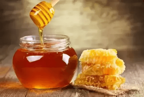 Honey skin benefits