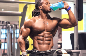is-ulisses-jr-natural male fitness model